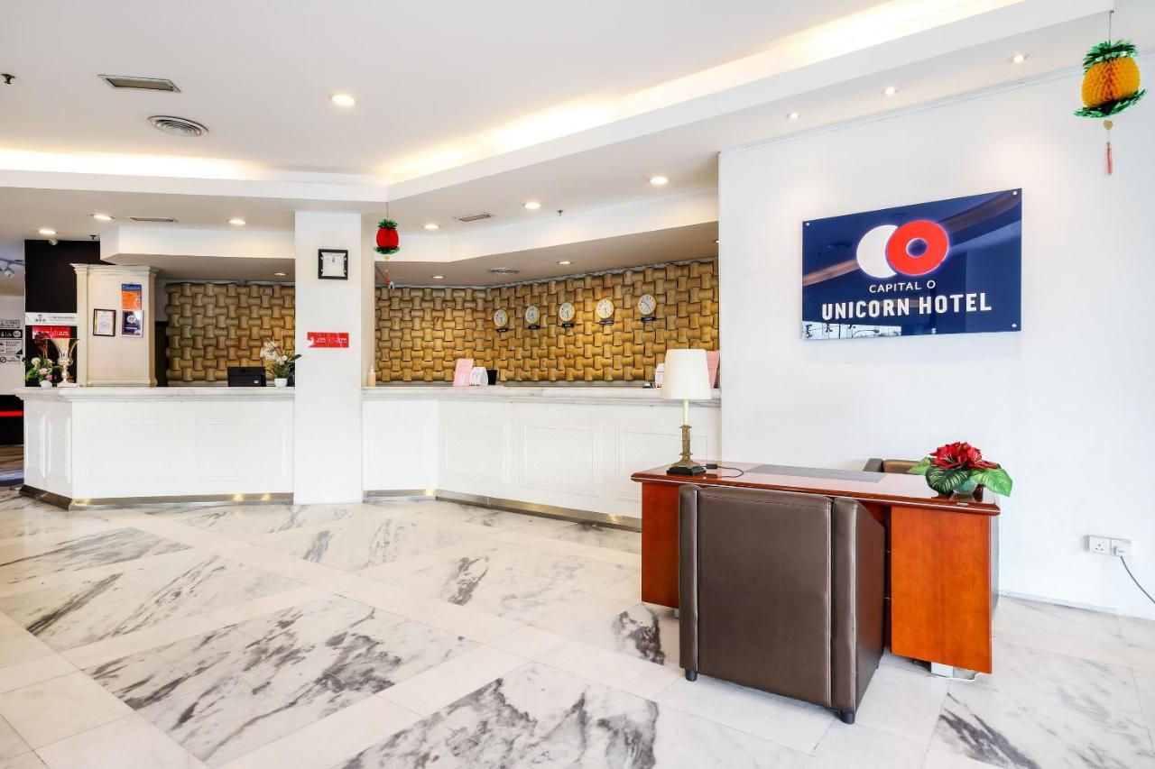 Oyo Capital O 89357 Unicorn Hotel Seri Kembangan Exterior photo